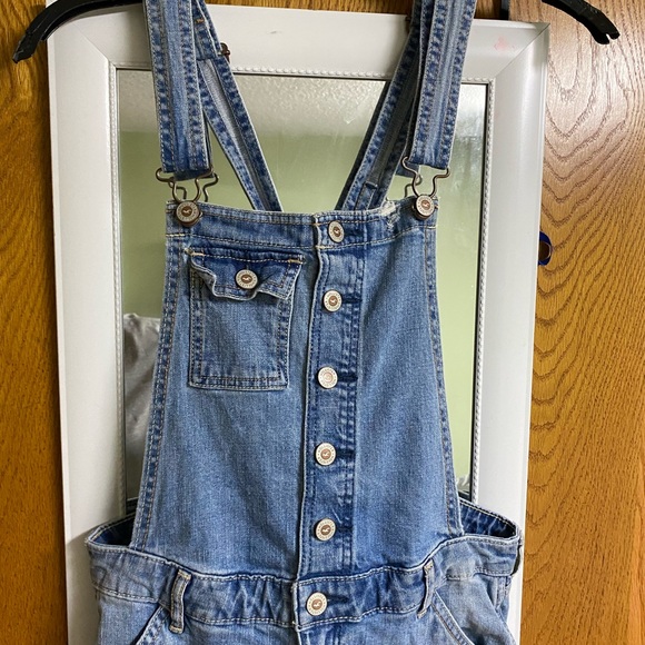 Hollister Blue Denim Distressed Boyfriend Overalls Size Small - Picture 4 of 7